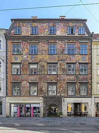 Ancienne cour ducale.
