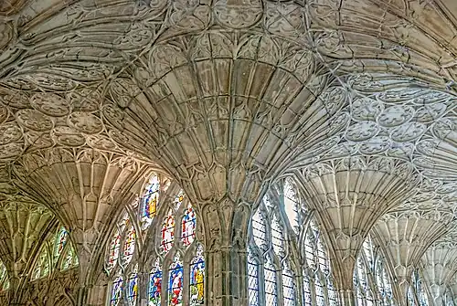 Voûtes en éventail du Grand Cloître, de style perpendiculaire.