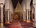 Nef de la salle de prière de la grande mosquée de Kairouan (Tunisie).