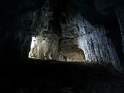 Intérieur de la balme à Collomb.