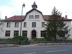 groupe scolaire