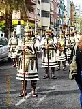 Garde juive escortant le paso de la Fraternité de la Miraculeuse (Séville).
