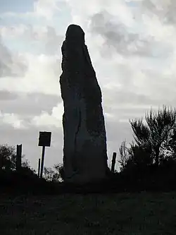 Image illustrative de l’article Menhir de Kerellou