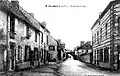 Guichen : la Route de la Gare vers 1920 (carte postale J. Sorel).