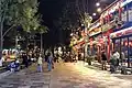 La rue Dongzhimen neidajie de nuit (octobre 2020)