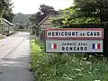 Entrée de l'agglomération.