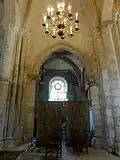 Arcade vers la chapelle latérale sud.