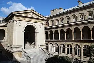 La chapelle.