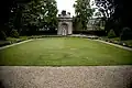 Le jardin de l'Hôtel Bouhier de Lantenay, Préfecture de la Côte-d'Or à Dijon, le 18 septembre 2016.