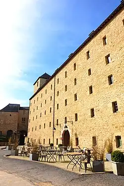 L'hôtel du château.