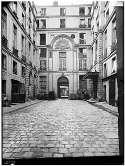 En 1892.