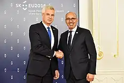 Rencontre en 2016 entre les deux secrétaires d'Etat aux affaires étrangères :  Ivan Korčok (à gauche) et Harlem Désir.