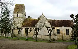 L'église Notre-Dame-de-la-Nativité.
