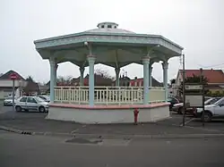 Le kiosque.