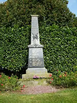 Monument aux morts.