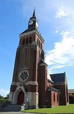 Une vue de l'église.