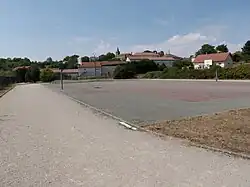 Terrain de sports.
