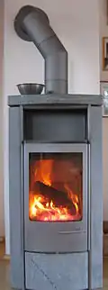 Poêle à bois.