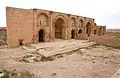 La façade aux iwans du grand temple.