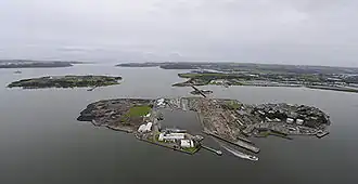 Image illustrative de l’article Haulbowline
