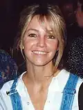 Heather Locklear (Amanda Woodward)