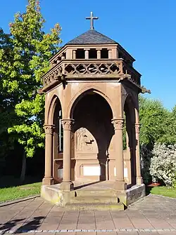 Monument aux morts.
