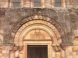 Porte principale.