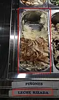 Crème glacée de leche rizada.