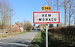 Entrée du village.