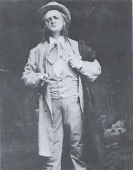 L'acteur Henrik Klausen dans le rôle de Peer Gynt (acte IV) lors de la première au :Christiania Theatre (en) d'Oslo le 24 février 1876.