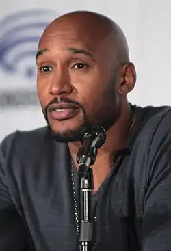 Henry Simmons (en) interprète de l'agent Alphonso « Mack » MacKenzi (en)