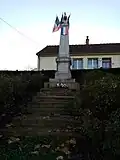 Le monument aux morts.