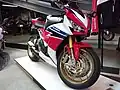 Fourche inversée sur Honda 1000 RR SP (2014).