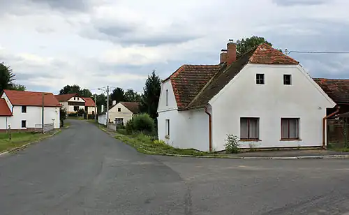Route vers Lisov.