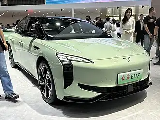 Hongqi EH7