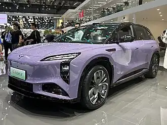 Hongqi EHS7