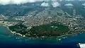 Le cône volcanique Diamond Head surplombant Waikiki.
