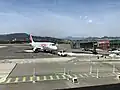Embraer de la compagnie Hop ! à Toulon-Hyères en juillet 2019.