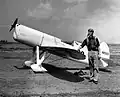 Un Howard DGA-4&nbsp;(en), du cascadeur