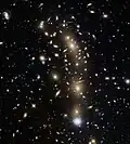 MACSJ0416.1-2403 vu par le télescope spatial Hubble dans l'initiative du Hubble Frontier Fields.