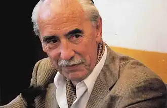 Description de l'image Hugo Achugar.jpg.