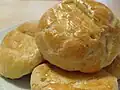 Un pogácsa hongrois (au fromage).