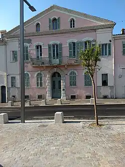 Villa du Dr Vidal (côté place)