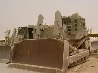 D9L de Tsahal (blindé de 1ère génération), impliqué dans la bataille de Jénine en 2002&nbsp;(en) lors de l'opération Rempart.