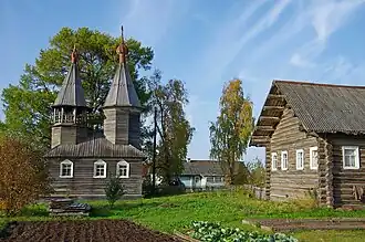 Chapelle en été.