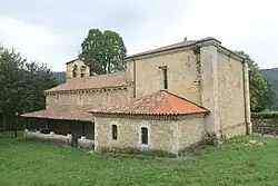 L'église de San Juan de Berbío (à Santianes près d'Infiesto).