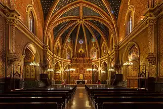 Intérieur de l'église San Pedro.