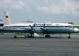 Un Iliouchine Il-18 d'Aeroflot, similaire à celui impliqué dans l'accident.