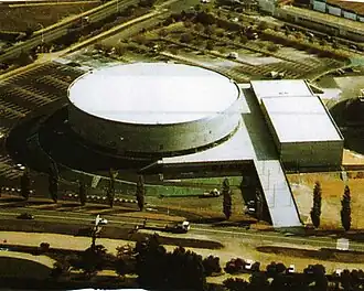 Le Colisée.