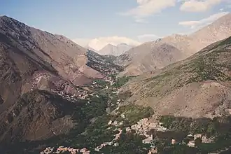 Vue du village d’Imlil, à 1 800 m d'altitude, surnommé le « Chamonix marocain ».